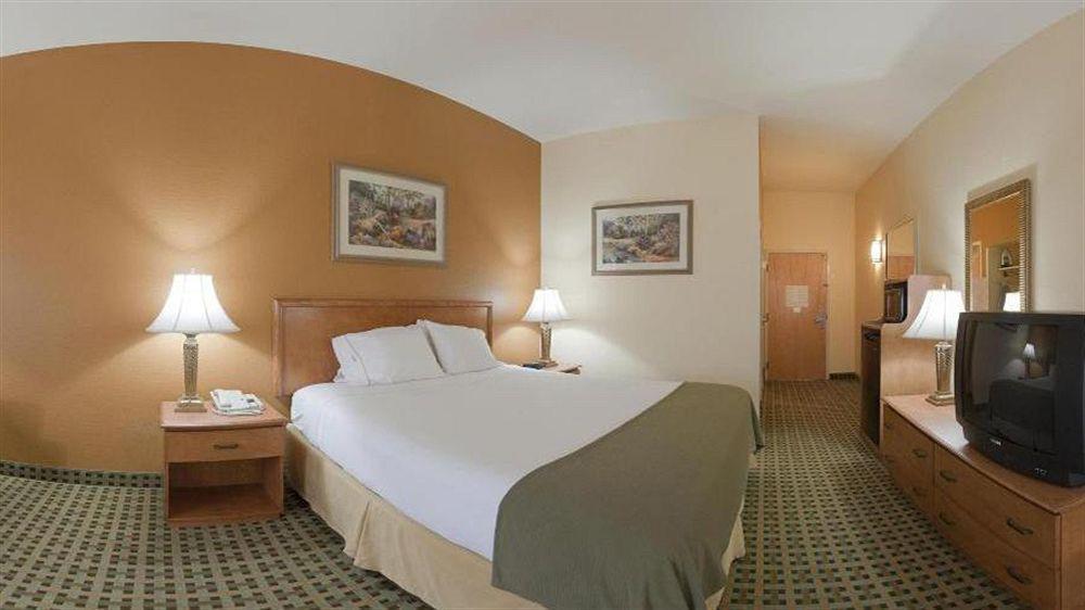 Holiday Inn Express Hotel & Suites Hesperia, An Ihg Hotel Exterior foto