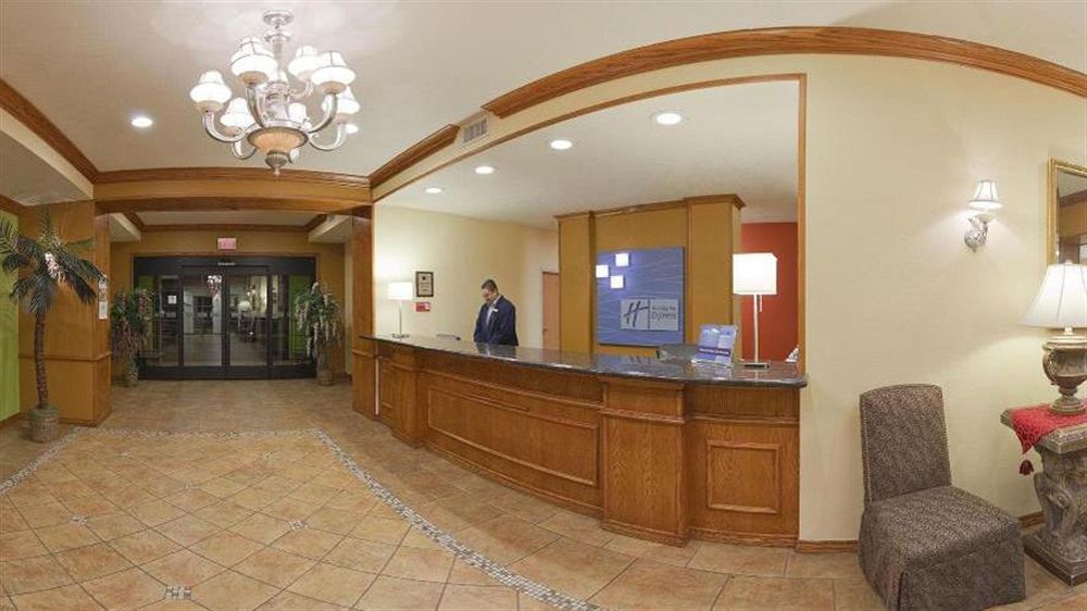 Holiday Inn Express Hotel & Suites Hesperia, An Ihg Hotel Exterior foto
