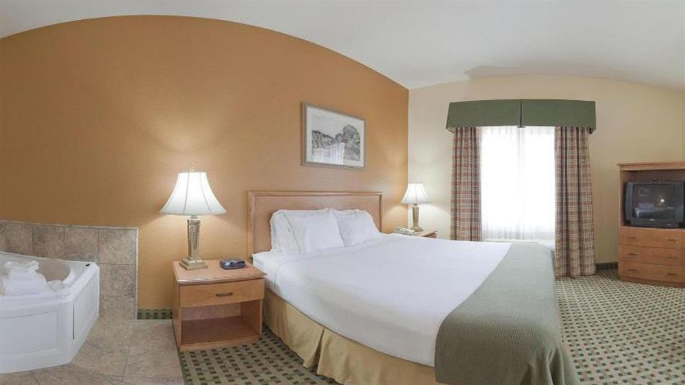 Holiday Inn Express Hotel & Suites Hesperia, An Ihg Hotel Exterior foto