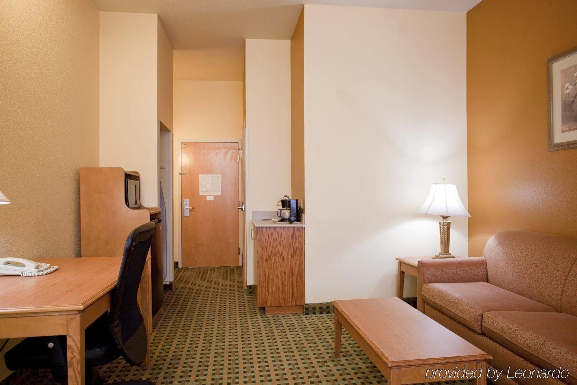 Holiday Inn Express Hotel & Suites Hesperia, An Ihg Hotel Quarto foto